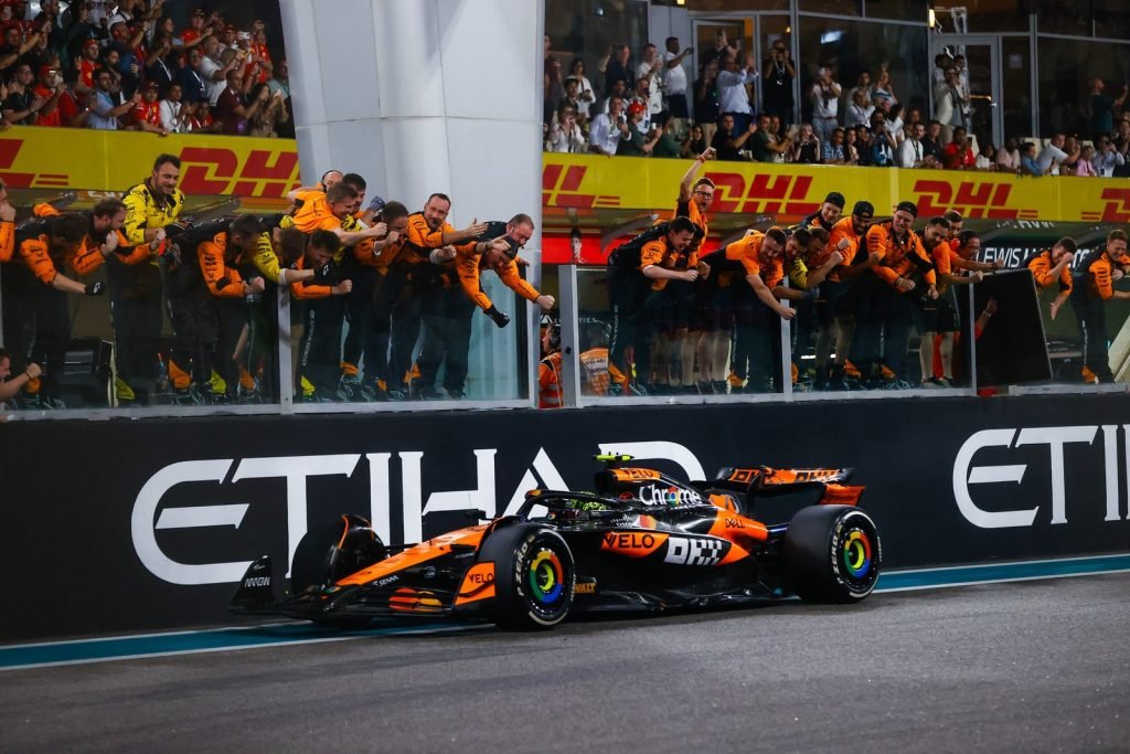 McLaren win the Constructor's title in Abu Dhabi.Lando Norris, McLaren MCL38, 1st position, cheer for their driver at the end of the race