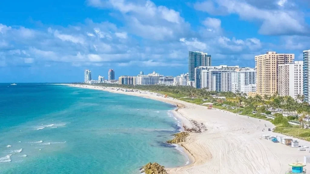 Miami Beach, Image Credit: @MiamiBeachNews on X)