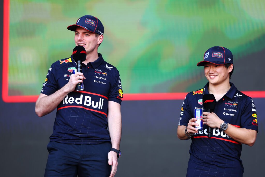 Yuki Tsunoda and Max Verstappen during the Bahrain Grand Prix