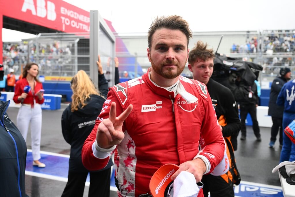 Qualifying | FE | Round 9 | Tokyo | E-Prix | Third pole for Rowland [Photo Credit: Simon Galloway/LAT Images for Formula E]