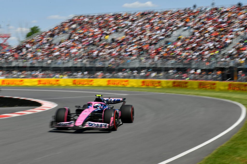 MONTREAL, QUEBEC - JUNE 13: Franco Colapinto of Argentina driving the (43) Alpine F1 A525 Renault on track during practice ahead of the F1 Grand Prix of Canada at Circuit Gilles-Villeneuve on June 13, 2025 in Montreal, Quebec. (Photo by James Sutton/LAT Images)